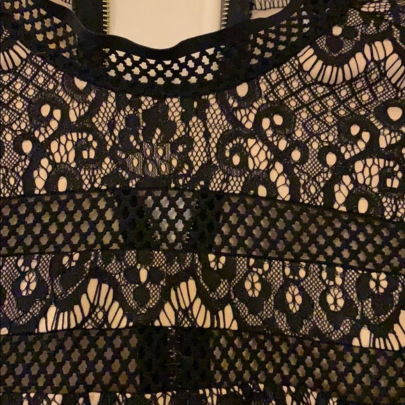 Black mesh and lace dressy jacket - Picture 4 of 8